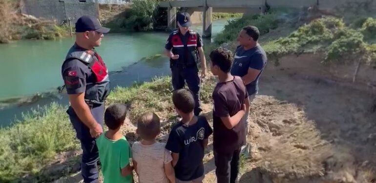 JANDARMA EKİPLERİ BOĞULMA OLAYLARINA KARŞI ÖNLEM ALIYOR