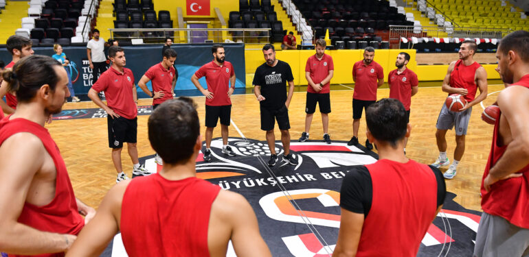 HEDEF ŞAMPİYONLUK