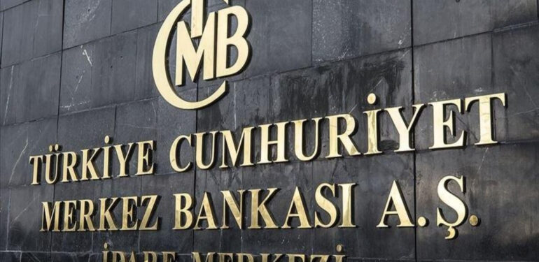 MERKEZ BANKASI FAİZ KARARIYLA DOLAR 2 LİRA GERİLEDİ