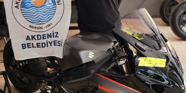 Mersinli Sporcu Çifte Kupayla Döndü