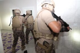 1fbac624-672b-4cdb-a9f6-5a65e08c3104