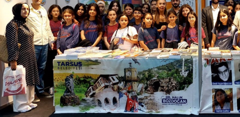 TARSUS BELEDİYESİNİN STANDINA FUARDA YOĞUN İLGİ