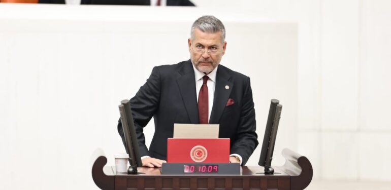 MHP MERSİN MİLLETVEKİLİ DR. LEVENT UYSAL: YENİ YASAMA YILINDA GECE GÜNDÜZ ÇALIŞACAĞIZ