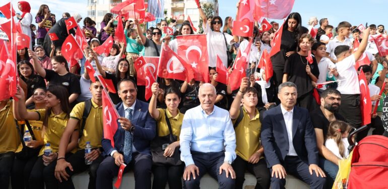 CUMHURİYETİN 100ÜNCÜ YILI AKDENİZ’DE COŞKUYLA KUTLANDI