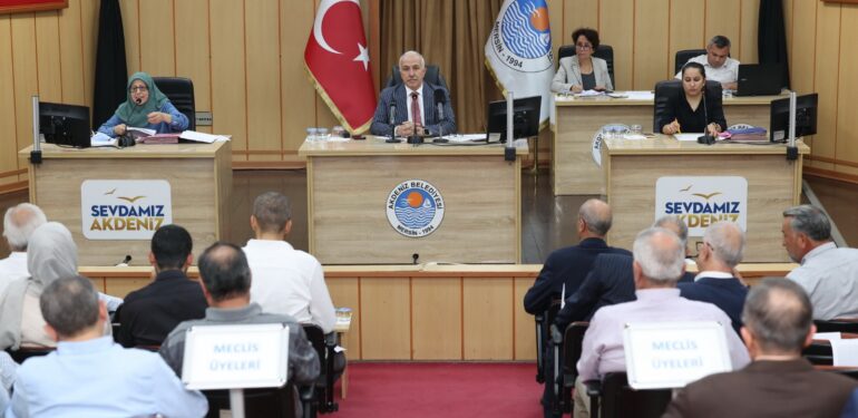 AKDENİZ KABUĞUNDAN SIYRILACAK