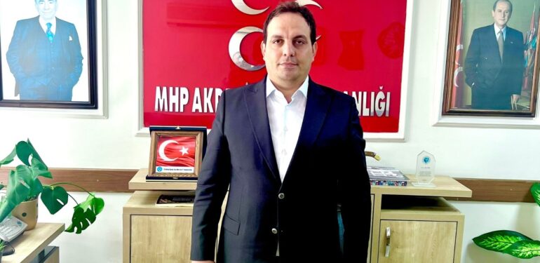 MHP AKDENİZ İLÇE BAŞKANI ALİ ATEŞ:  “ÖĞRETMENLERİMİZ MİLLETİMİZİN EN KIYMETLİSİDİR”