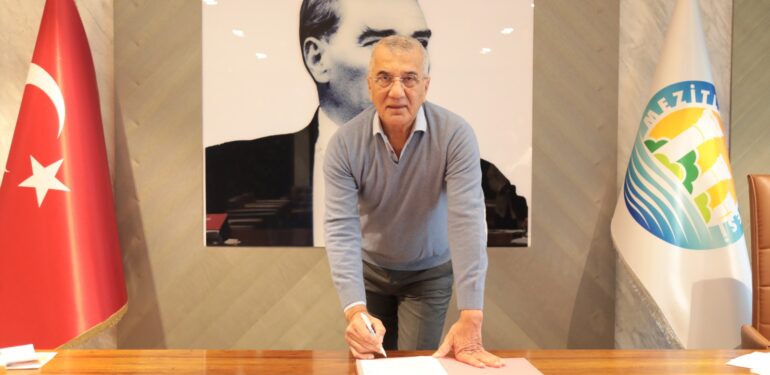 BAŞKAN TARHAN ŞİDDET VE TACİZİ ÖNLEMEYE YÖNELİK POLİTİKA BELGESİNİ İMZALADI