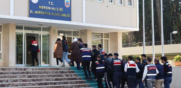 DEAŞ’A FON SAĞLAYAN ŞÜPHELİLERE OPERASYON: 9 GÖZALTI