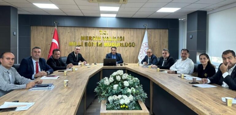 MERSİN’DE YİYECEK, İÇECEK SEKTÖR BULUŞMASI YAPILDI