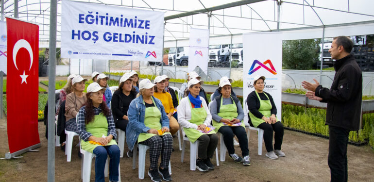 KADINLAR MEB ONAYLI SERTİFİKALAR İLE İŞ HAYATINA ATILACAK