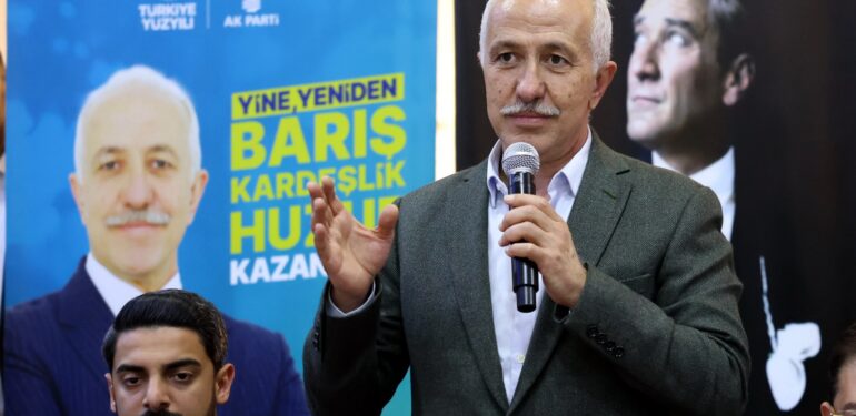 Gültak: “Akdeniz’i, devletini, milletini, bayrağını sevmeyenlere bırakmayacağız”