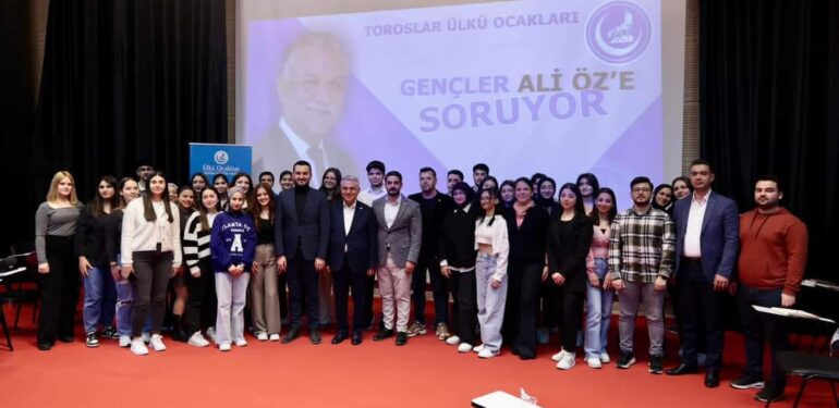 ÖZ: “GENÇLERİMİZLE BİRLİKTE TOROSLAR’I DA AYDINLIĞA KAVUŞTURACAĞIZ”
