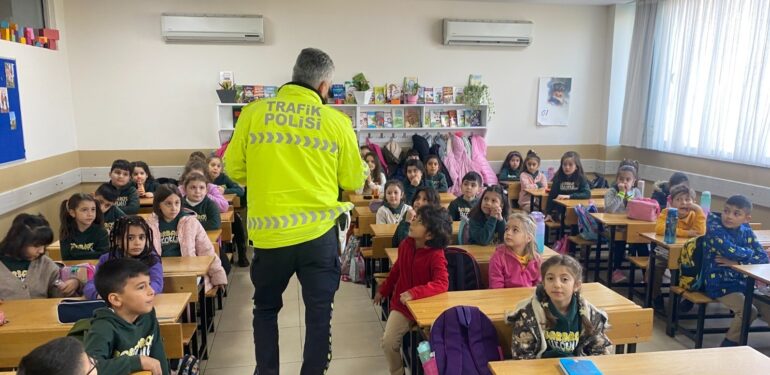 Öğrenci servis şoförleri bilgilendirildi