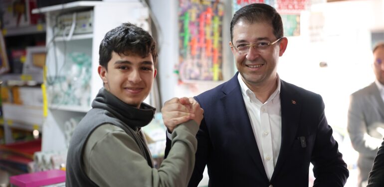 SOYDAN: “SANDIĞA GİDELİM, MERSİN GELECEĞİNİ DEĞİŞTİRELİM”