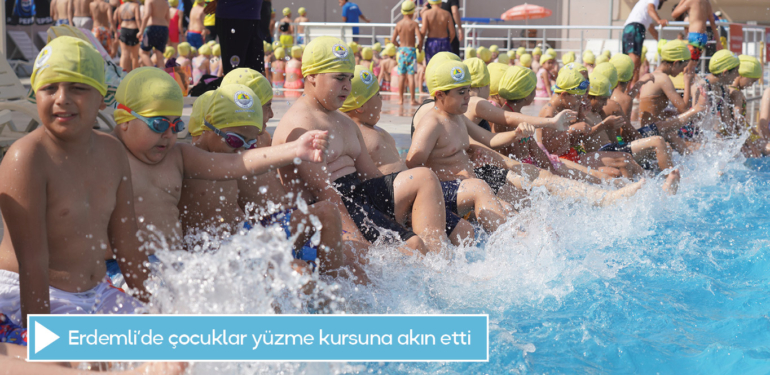 Erdemli’de çocuklar yüzme kursuna akın etti