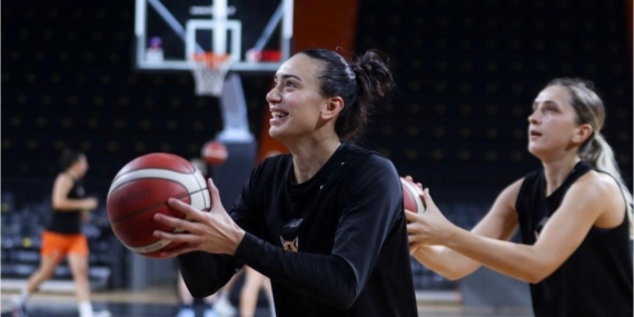 ÇBK Mersin, Zabiny Brno karşısında galibiyeti hedefliyor