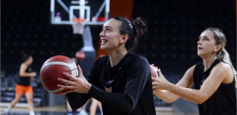 ÇBK Mersin, Zabiny Brno karşısında galibiyeti hedefliyor