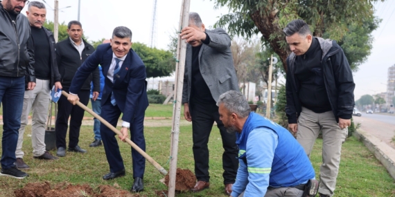 Başkan Vekili Şener, belediye çalışmalarını yerinde inceledi