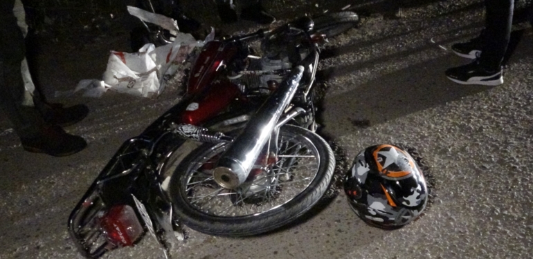Mersin’de Feci Kaza: 18 Yaşındaki Motosiklet Sürücüsü Hayatını Kaybetti
