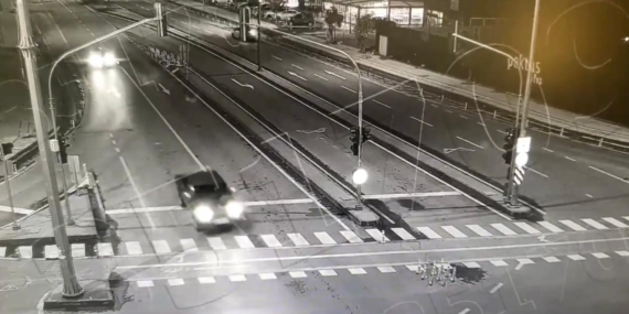 Hasta rolü yaparak geldiği hastanenin otoparkından araç çalan şahıs kameradan tespit edilip yakalandı