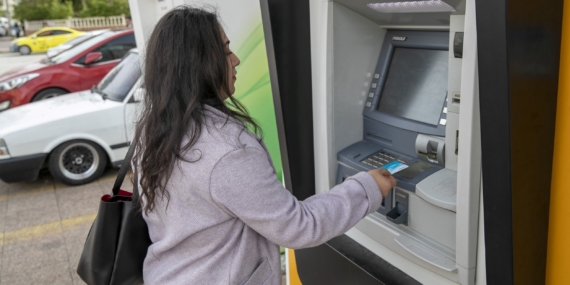 Mersin’de 10 bin 282 öğrencinin hesaplarına ikinci yardım taksiti yatırıldı