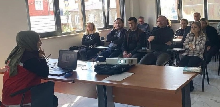 Mersin’de ‘Kadına Karşı Şiddetle Mücadele’ konulu seminer düzenlendi