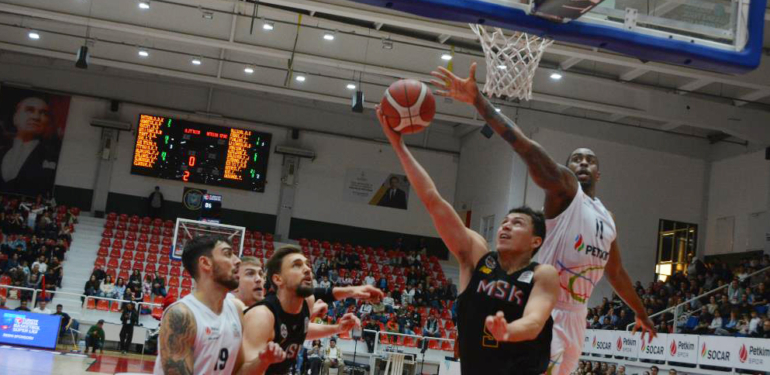 Mersin yoluna doludizgin ilerliyor