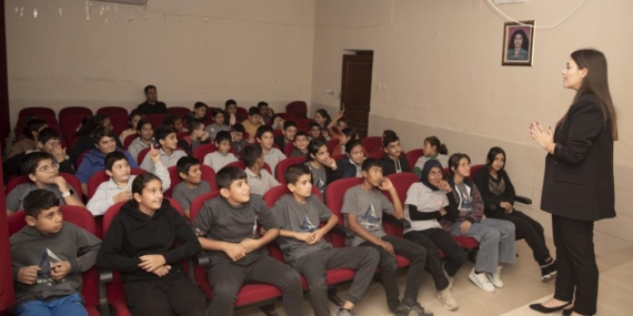 Mersin’de LGS’ye hazırlanan öğrencilere rehberlik desteği