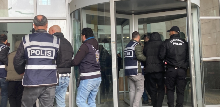 Mersin’deki haraç çetesinde tutuklu sayısı 16’ya yükseldi