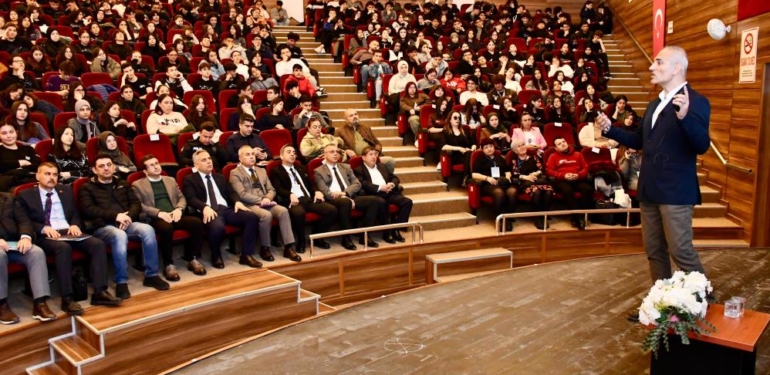Silifke’de ‘Eğitim ve Kariyer’ toplantıları