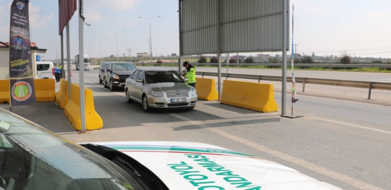 Mersin’de sürücülerin yakalanma hissini arttırmak için cayrokopterli denetim
