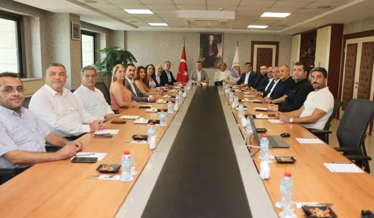 CHP’li Milletvekilleri MTSO’da: “Halkın Sorunlarını Yerinde Tespit Ediyoruz”