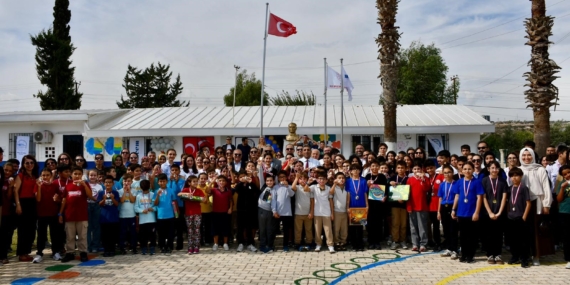 Silifke’de 29 Ekim Zekâ Oyunları Turnuvası tamamlandı: 23 okuldan 90 öğrenci yarıştı