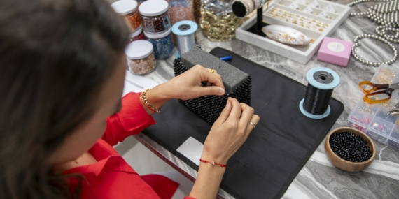 Mersin’de kadın üretici stantları hayatları dönüştürüyor: Ebru Songül ‘Pearlish’ ile markalaştı