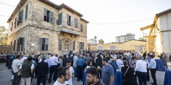 Tarsus’ta “2. Akdeniz Bienali/Çağdaş Sanat” açıldı: “Tarihi binaların restorasyonuna severek bütçe ayırıyoruz”