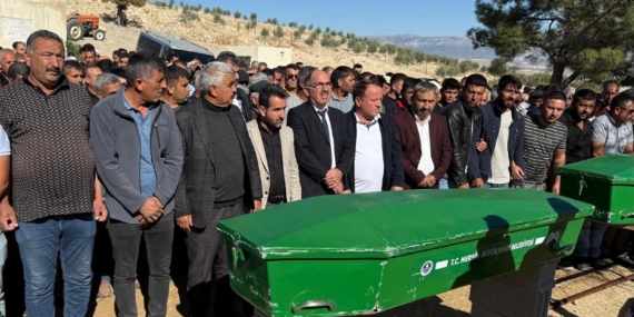 Gülnar’daki kazada yaşamını yitiren 3 kişi Mut’ta toprağa verildi