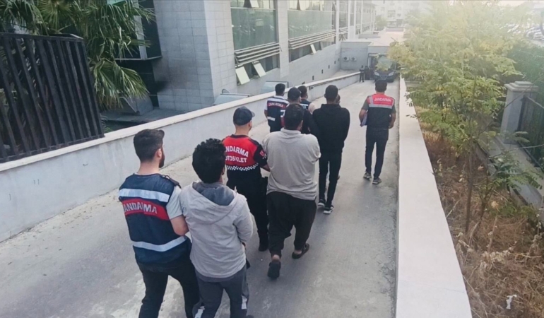 Mersin’de DEAŞ’a finans operasyonu: 7 tutuklama