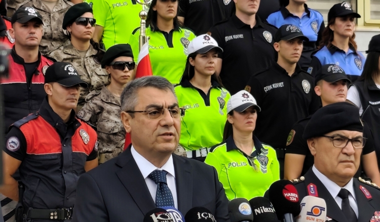 Vali Toros: “Suça karşı çelikten iradeyle mücadele ediyoruz”