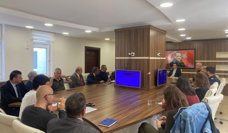 Bozyazı’da sahipsiz hayvanlar için koordinasyon toplantısı