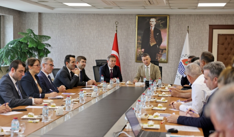 Mersin’de ‘Yeni Hal Yasası’ için saha raporu: Üretici–tüketici dengesine vurgu, kayıt dışılıkla mücadele mesajı