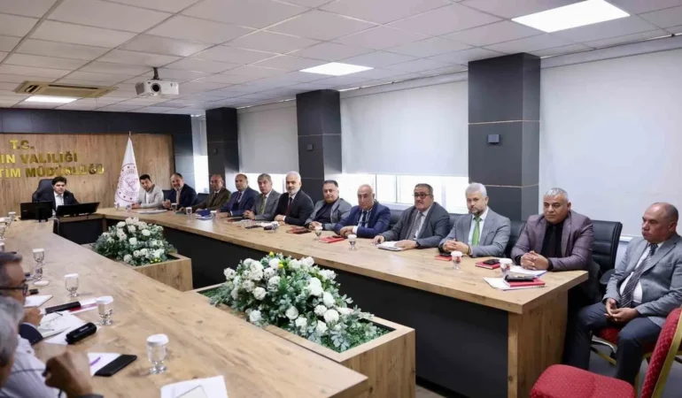 “Türkiye Yüzyılı” odağında eğitim toplantısı: Maarif Modeli, yatırımlar ve Aile Yılı vurgusu