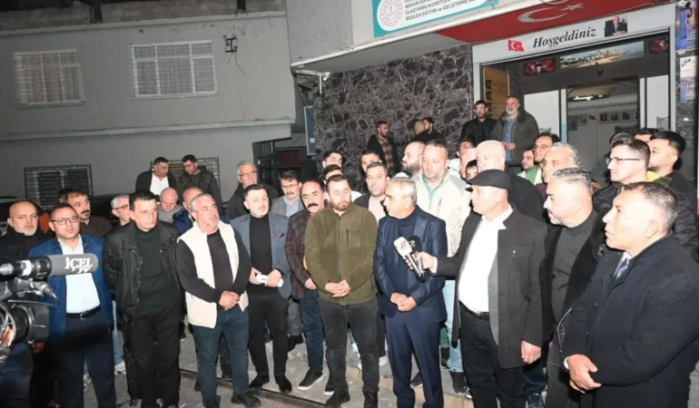 Mersinli Taksicilerden Çağlayan’a Konvoy: “Bu Yolculuk Onur ve Hak Arama Mücadelesi”