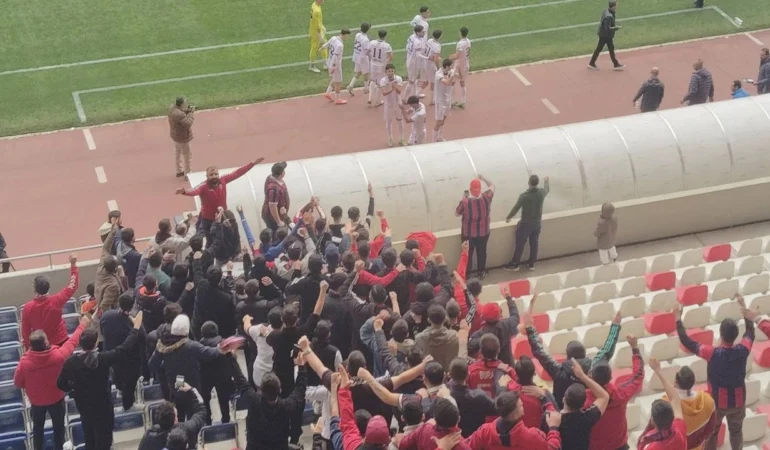 Yeni Mersin İdmanyurdu çıkmazda: Sahipsiz kalan takım gençlerle sahaya çıkıyor