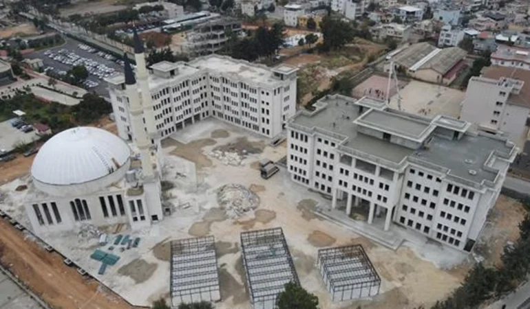 11 Bin 852 Metrekarelik Dini Yerleşkede Çalışmalar Sürüyor: 1.800 Kişilik Cami İçin Tempo Arttı
