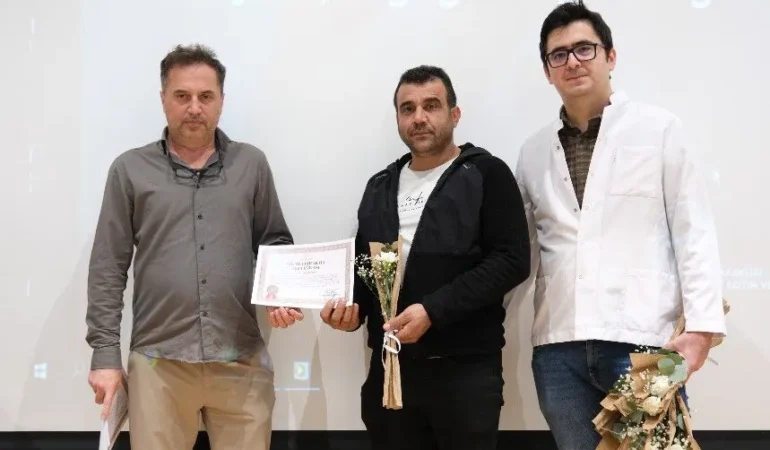 “Zor ama mümkün” mesajı: Sigara bırakanlara hastanede sertifika töreni