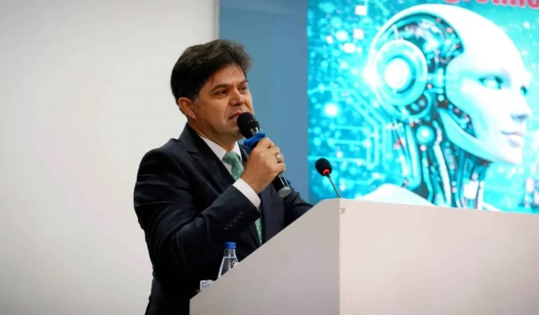 Mersin Pilot İlde Start Verdi: Öğretmenlere Branş Bazlı Yapay Zekâ Eğitimi Başladı