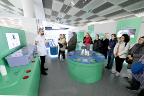 MERSİN'DE TEKSTİL ATIKLARI KADIN EMEĞİYLE YENİDEN HAYAT BULUYOR