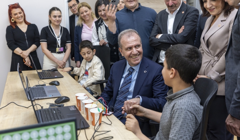 Mersin Lojistik Merkezi hizmete açıldı