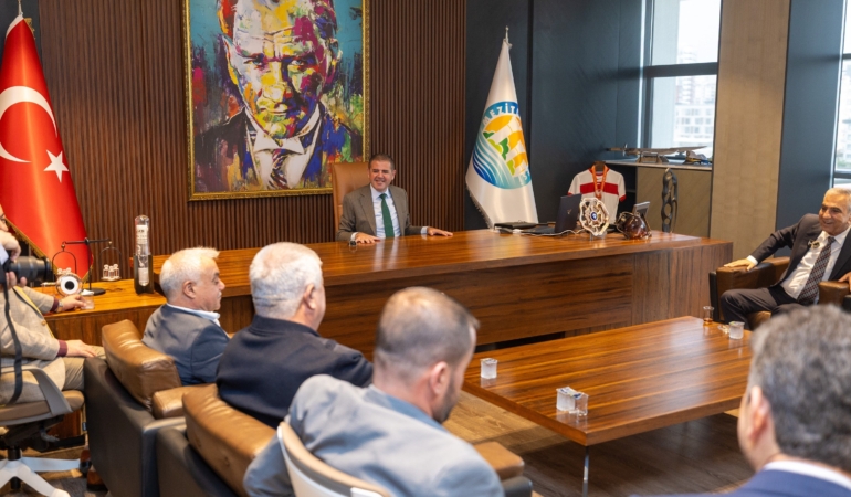 Mezitli’de esnafla belediye el ele ekonomi için buluştu