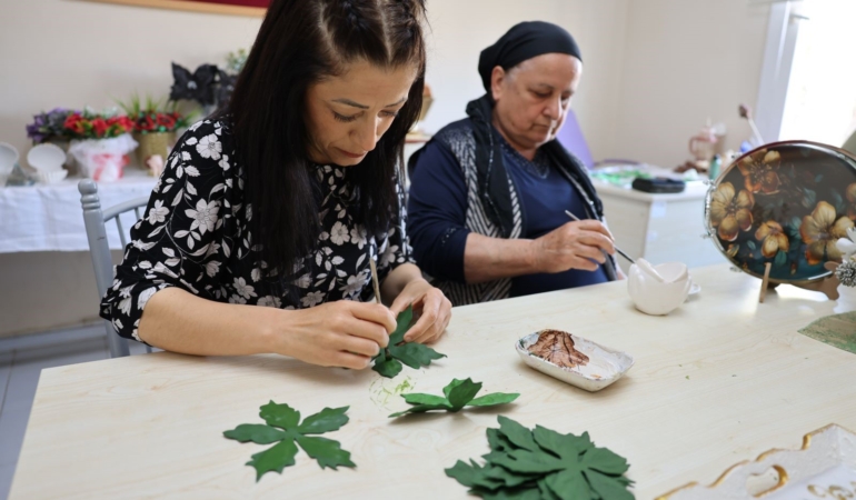 Sessizliğini sanatla aştı: İşitme engelli Sinem’in başarı hikayesi